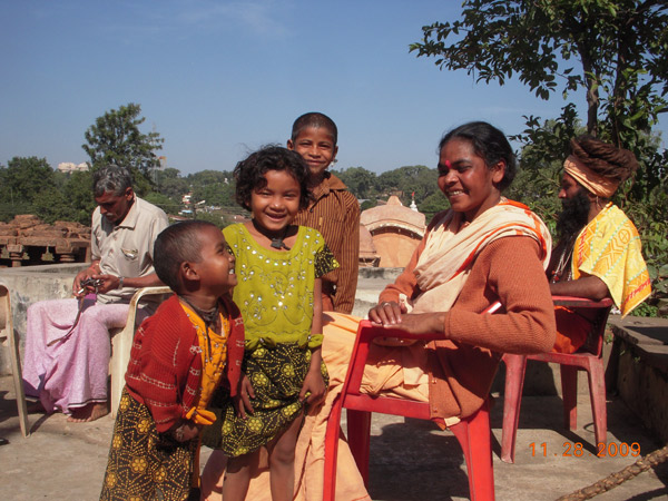 Shivani&Children.jpg